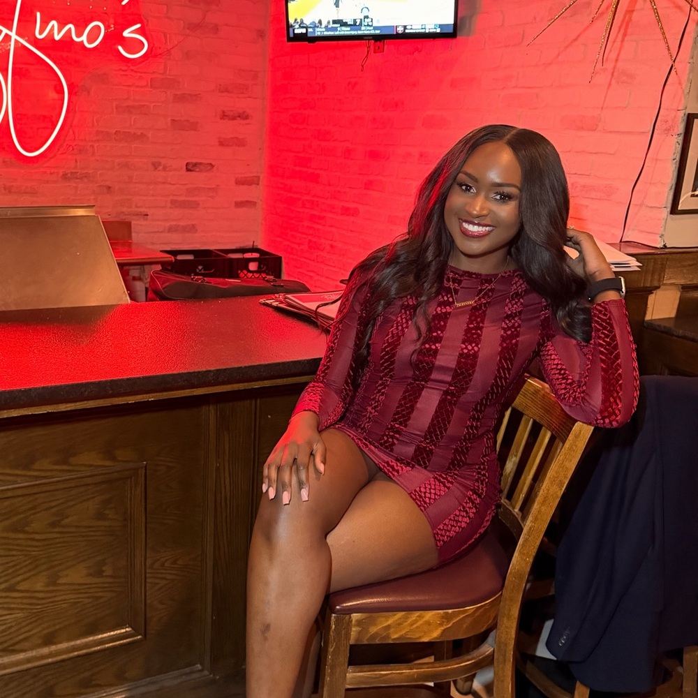 Chic Red Patterned Dress